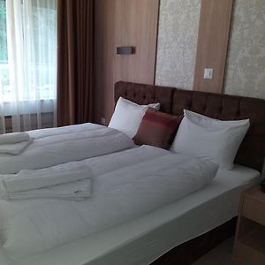 Dreibettzimmer